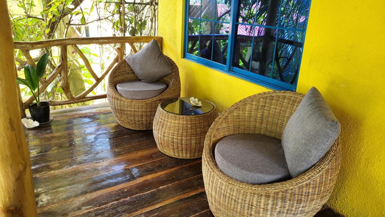 Apo Diver Beach Resort San Juan  Exterior photo